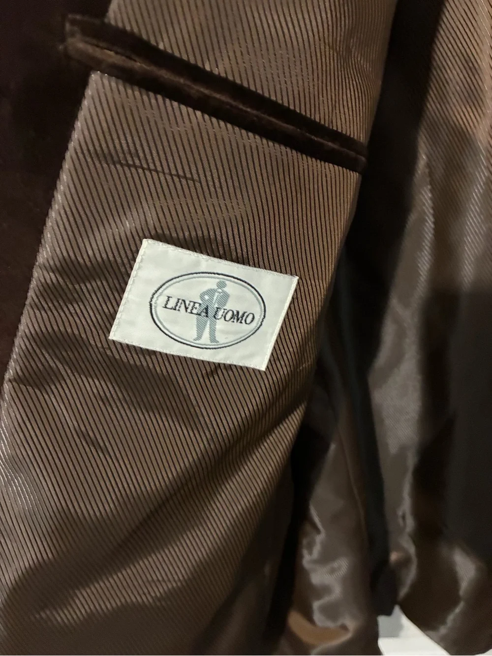 Men's Dark Brown Velvet Sport Coat - Single-Breasted Blazer